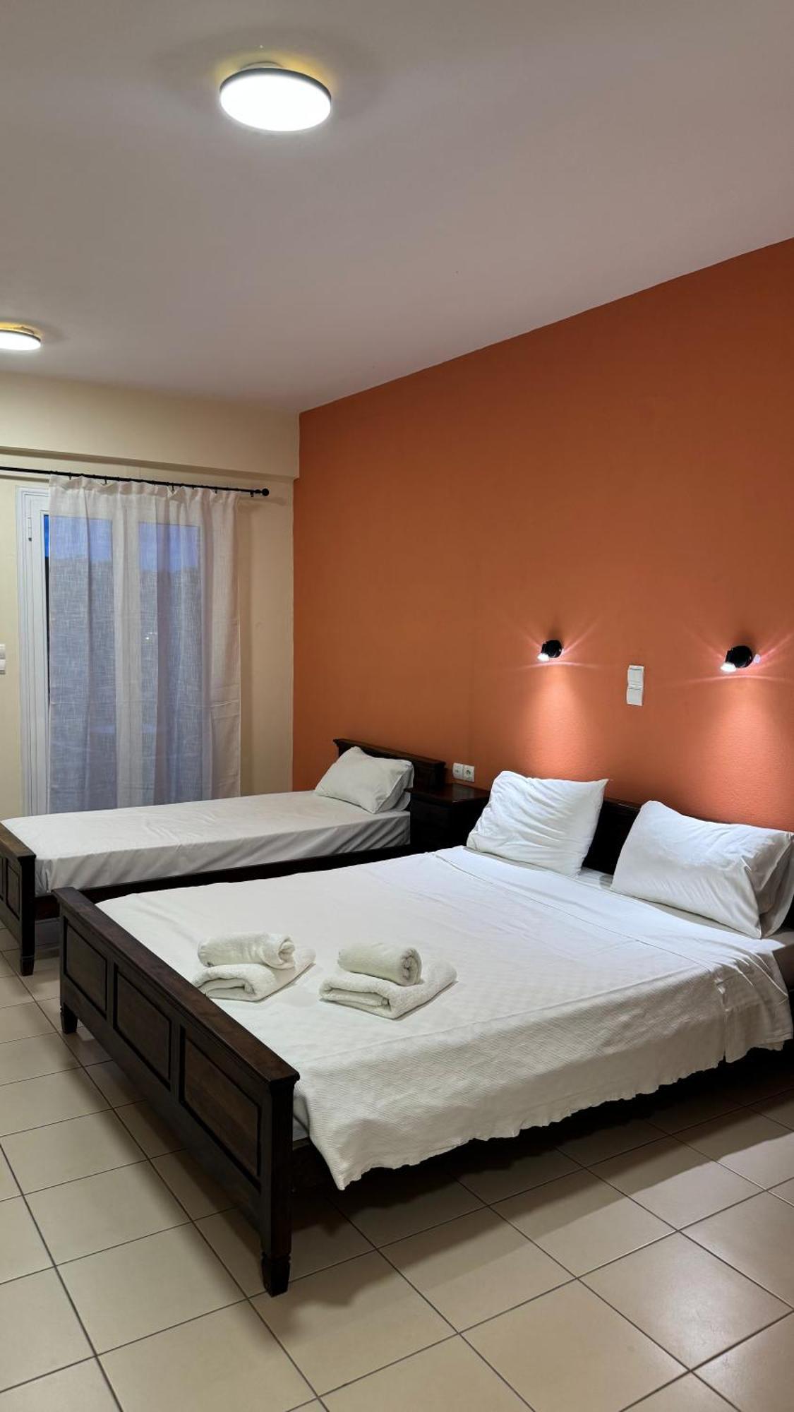 סיבוטה Chrisovalanto Hotel חדר תמונה