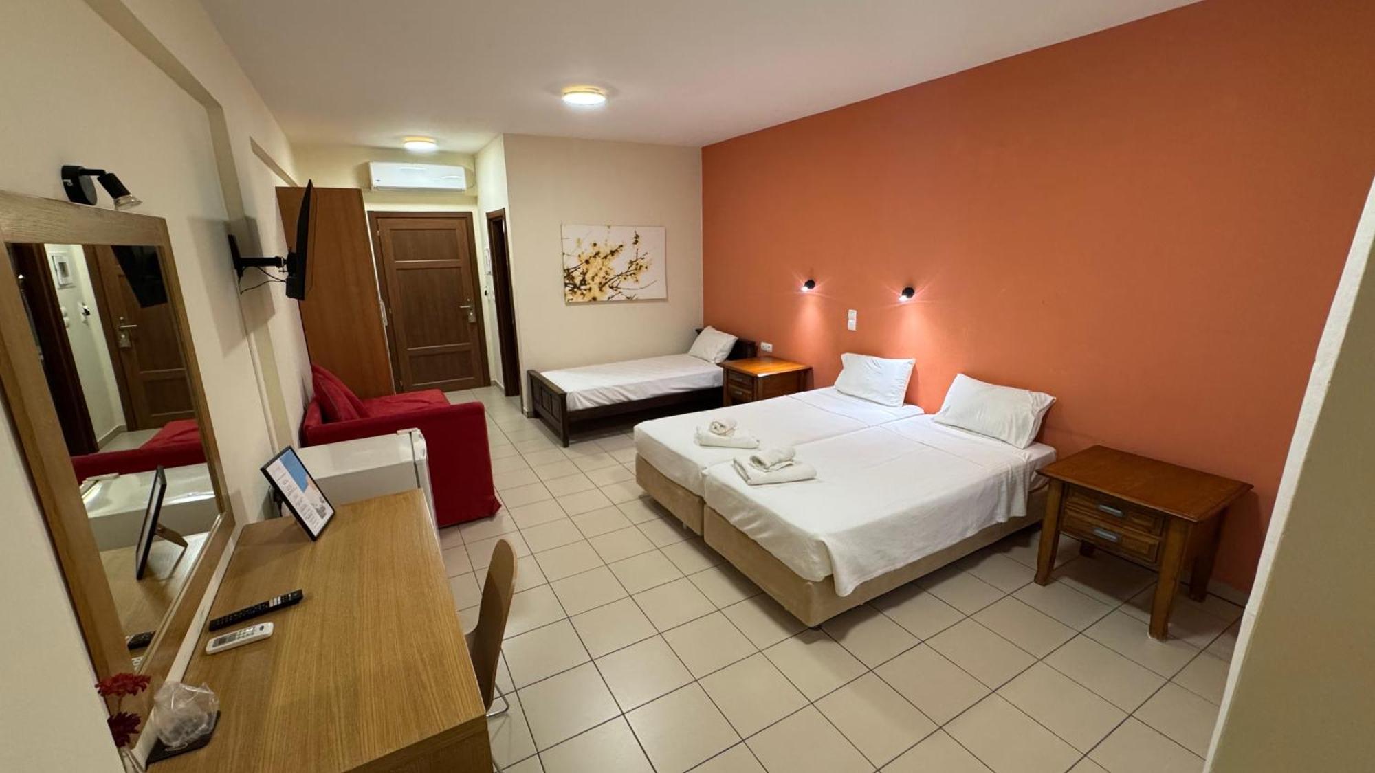 סיבוטה Chrisovalanto Hotel חדר תמונה