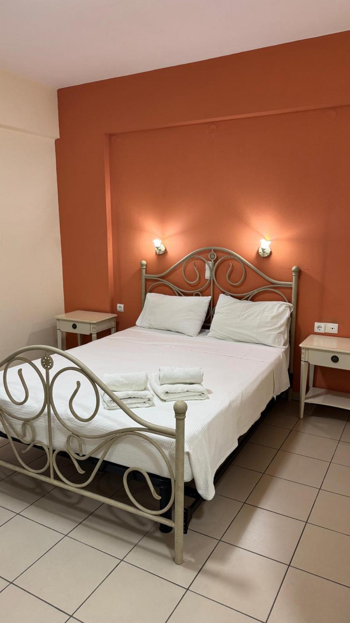 סיבוטה Chrisovalanto Hotel חדר תמונה