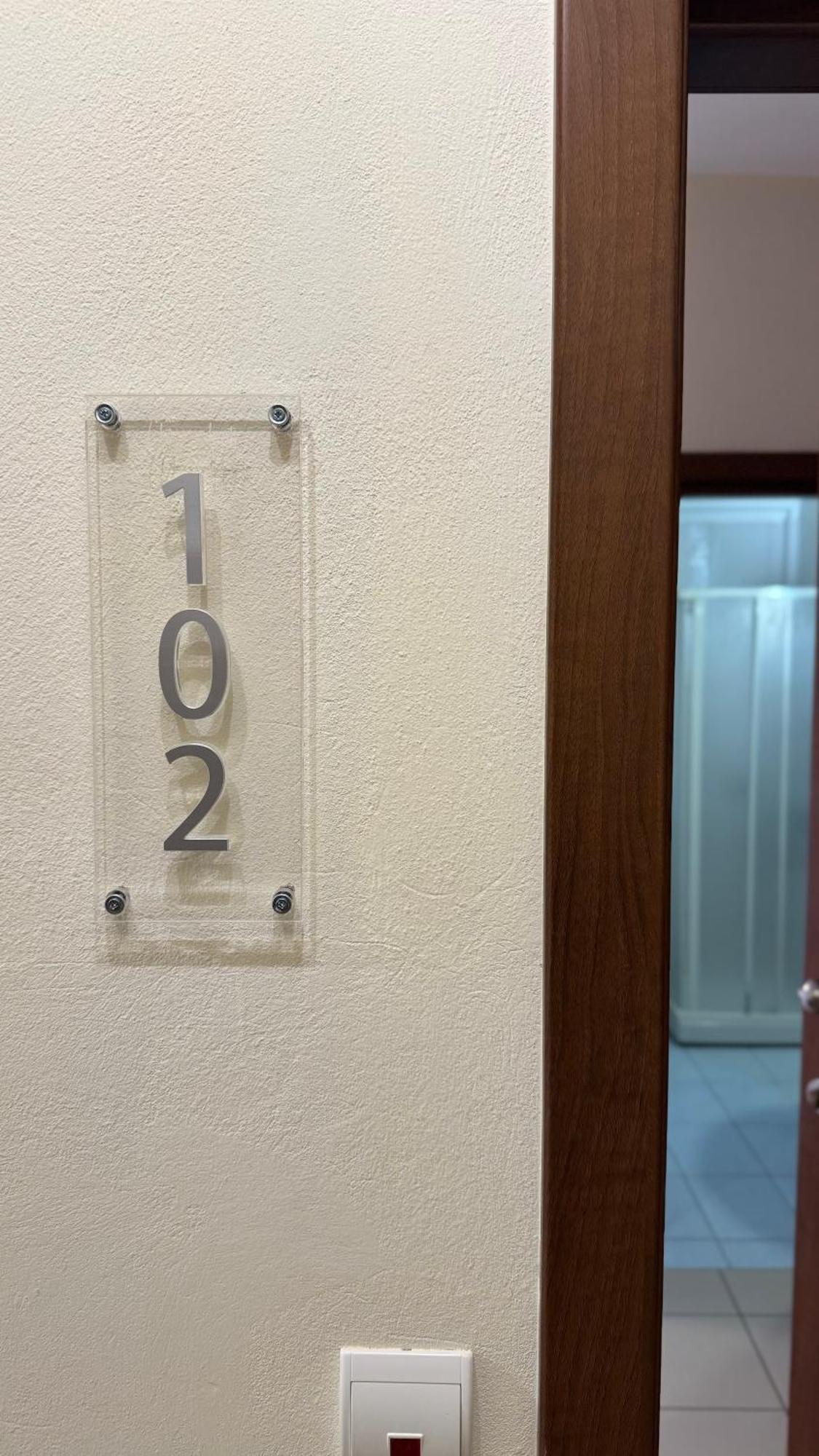 סיבוטה Chrisovalanto Hotel מראה חיצוני תמונה